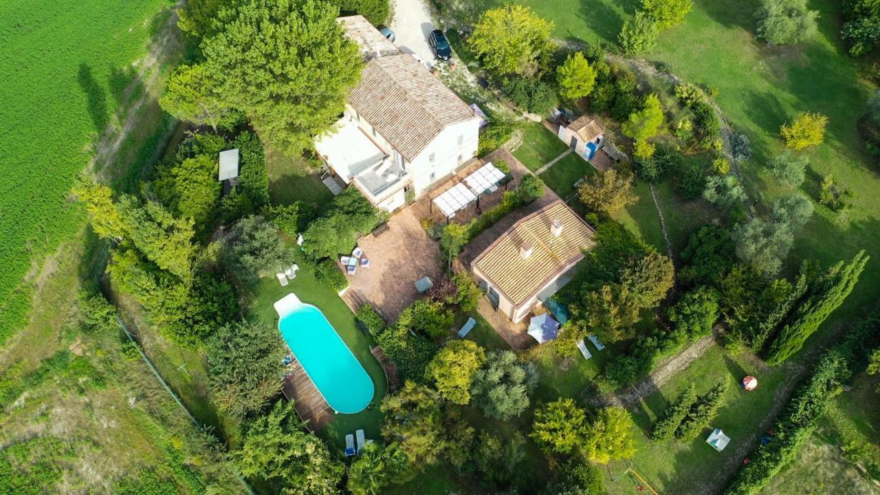 Grande Villa Storica Per Vacanze Con Giardino Privato E Piscina Ostra Екстериор снимка